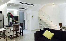 Regency Residence With Pool - Next The Beach